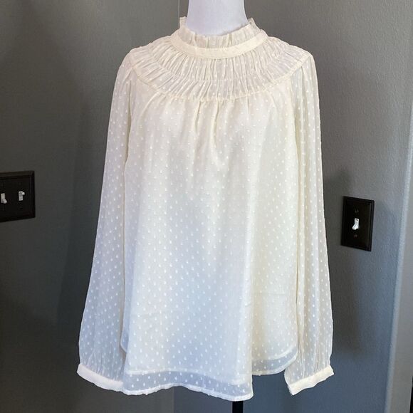 Loft Clip Smocked Yoke Blouse Cream Swiss dot - Picture 2 of 12
